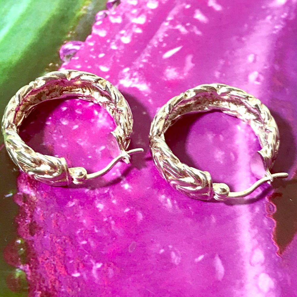 Woven .925 Sterling Silver pin catch hoops, 🦋love